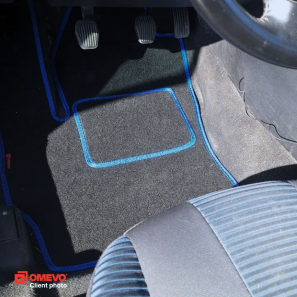 Velours-Autofußmatten OMEVO für Mazda 3 BK 1 gen Limousine (2003-2009)